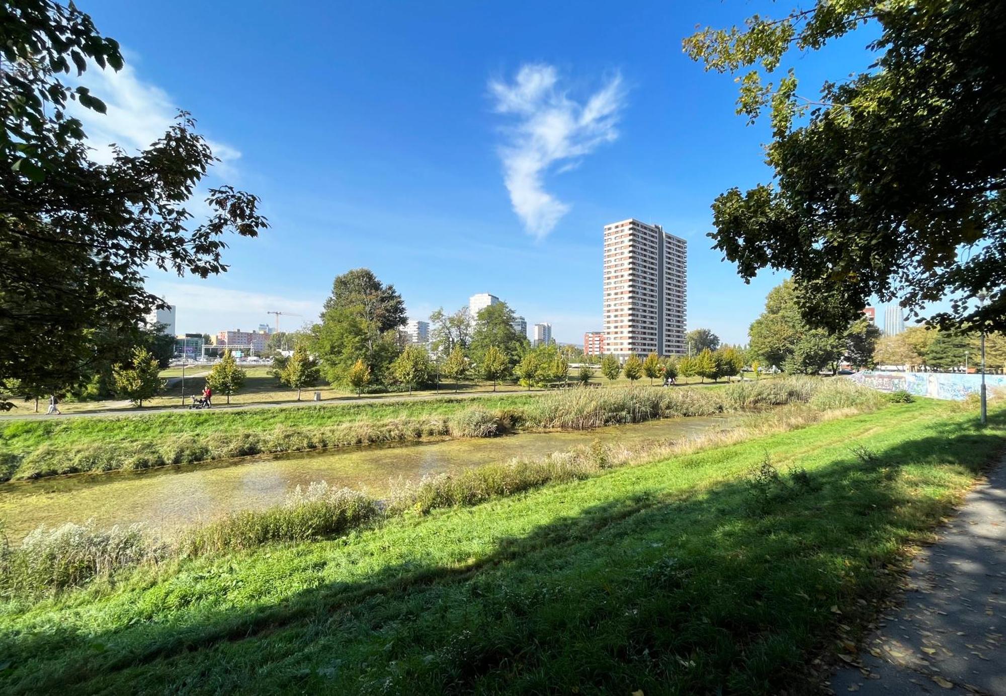 Air-Conditioned Studio, Close To City Centre & Tram Stop Bratislava Exteriér fotografie