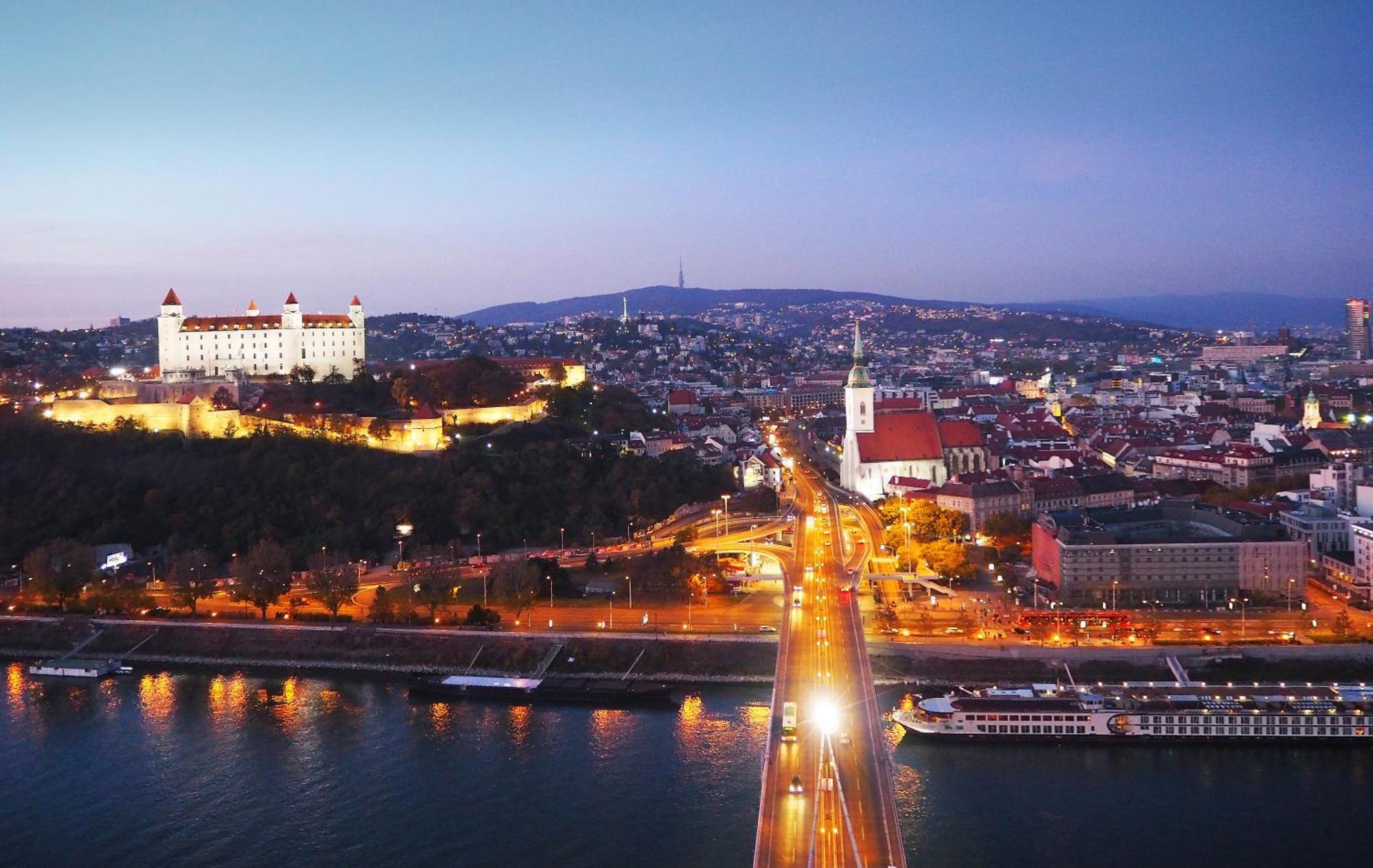 Air-Conditioned Studio, Close To City Centre & Tram Stop Bratislava Exteriér fotografie