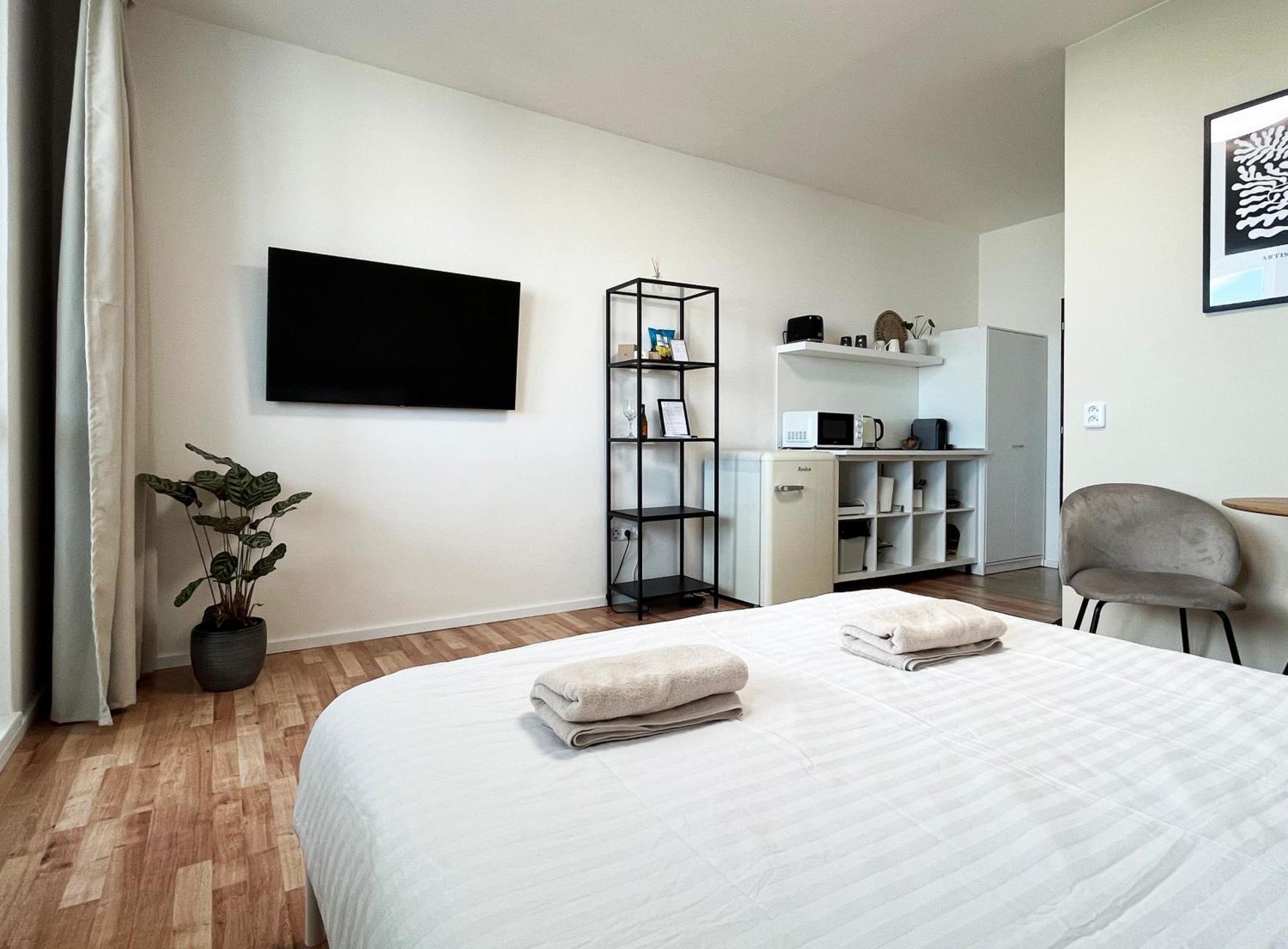 Air-Conditioned Studio, Close To City Centre & Tram Stop Bratislava Exteriér fotografie