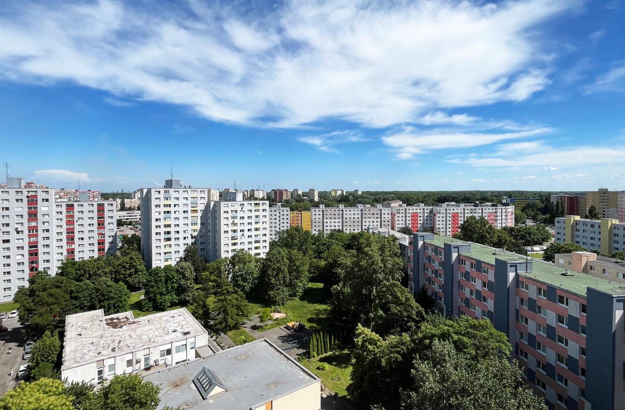 Air-Conditioned Studio, Close To City Centre & Tram Stop Bratislava Exteriér fotografie