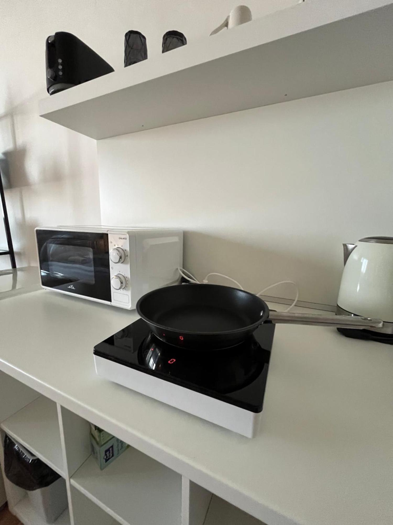 Air-Conditioned Studio, Close To City Centre & Tram Stop Bratislava Exteriér fotografie